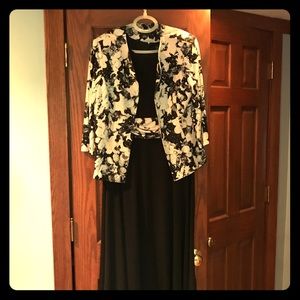 Evening / formal dress